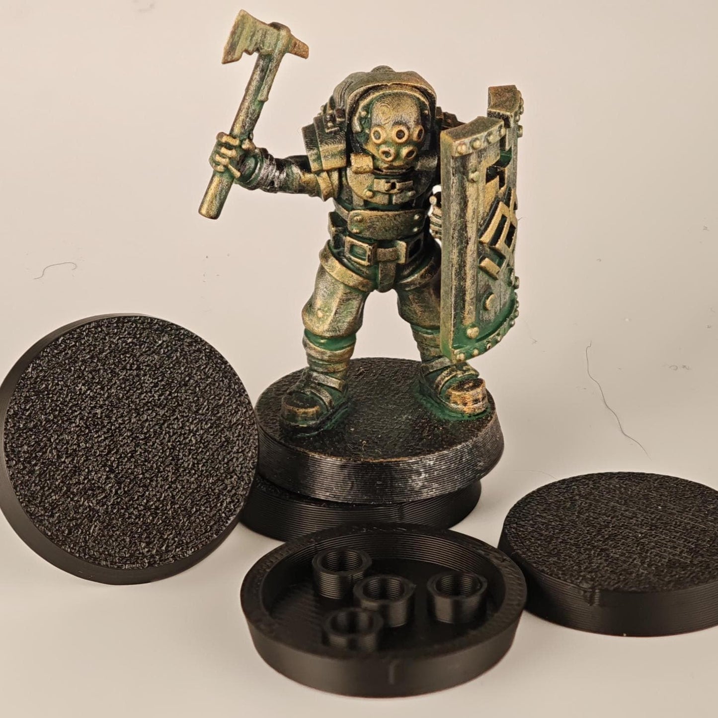 25mm Wargaming Bases Magnet Ready - Tabletop Miniature Bases with Magnet Holes - Round Bases for War Gaming Armies