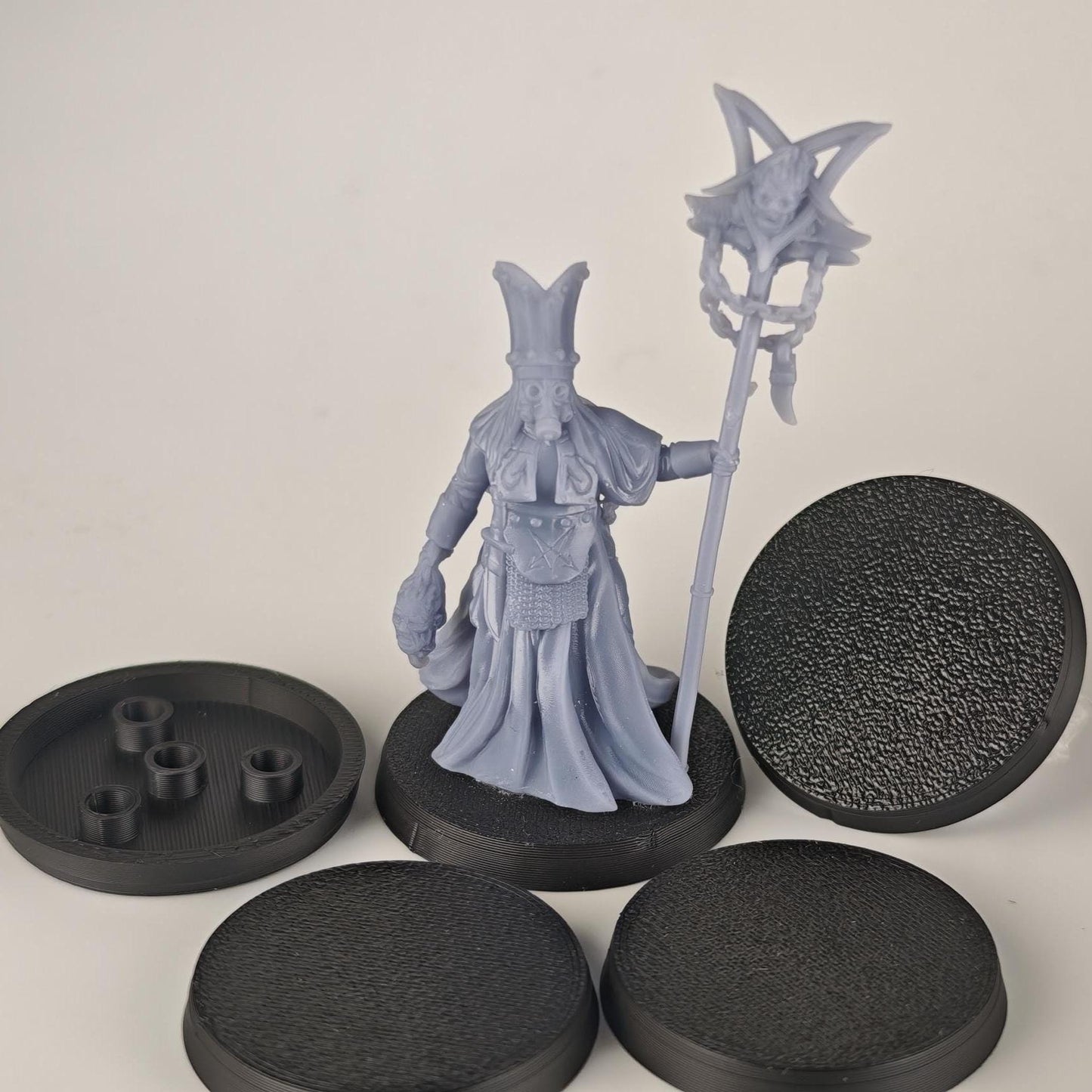 32mm Wargaming Bases Magnet Ready - Tabletop Miniature Bases with Magnet Holes - Round Bases for War Gaming Armies