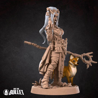 Human Witch Miniature - Fantasy RPG Character - Tabletop RPG Mini - 32mm Resin Miniature - Sorceres Wizard Mini