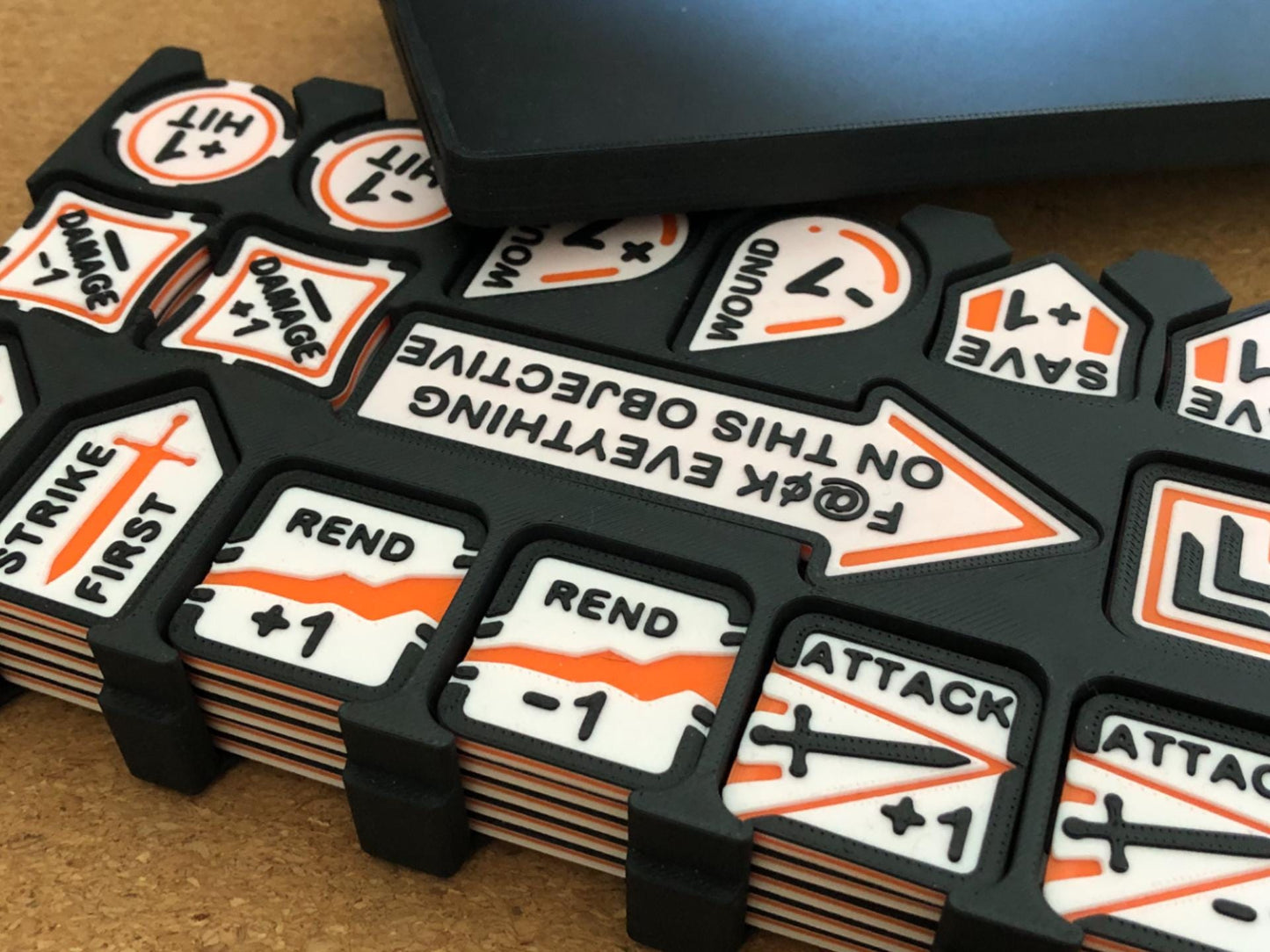 Tabletop Wargame Tokens Set with Storage Box (AoS) – Hit Wound Status Markers for Games – Objective Markers for Sci-Fi Fantasy Wargaming